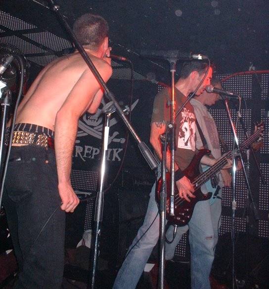 sprayback22.jpg sprayback22.jpg