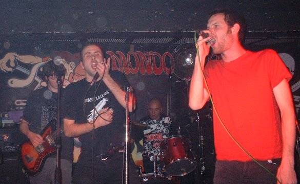 sprayback4.jpg sprayback4.jpg