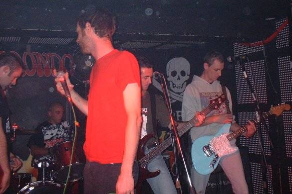 sprayback5.jpg sprayback5.jpg