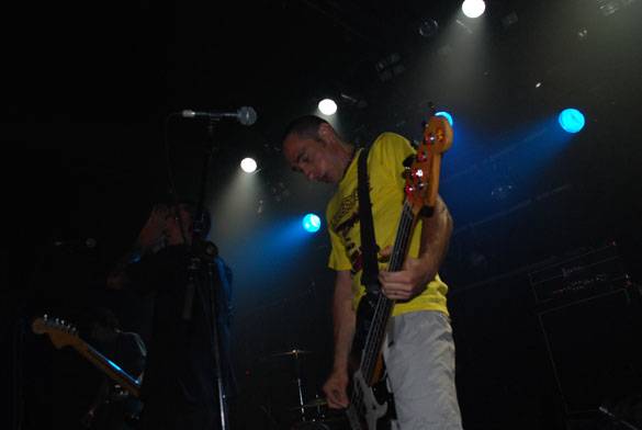 burningheads_090801_05.jpg burningheads_090801_05.jpg