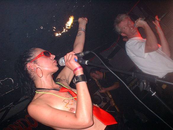 phacos_070613_15.jpg phacos_070613_15.jpg