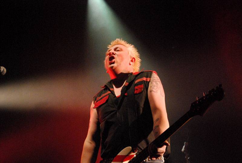 charge69_100205_06.jpg charge69_100205_06.jpg